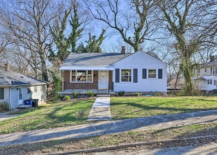 Holiday home Mid-century Modern In Ardmore Area! Winston-Salem