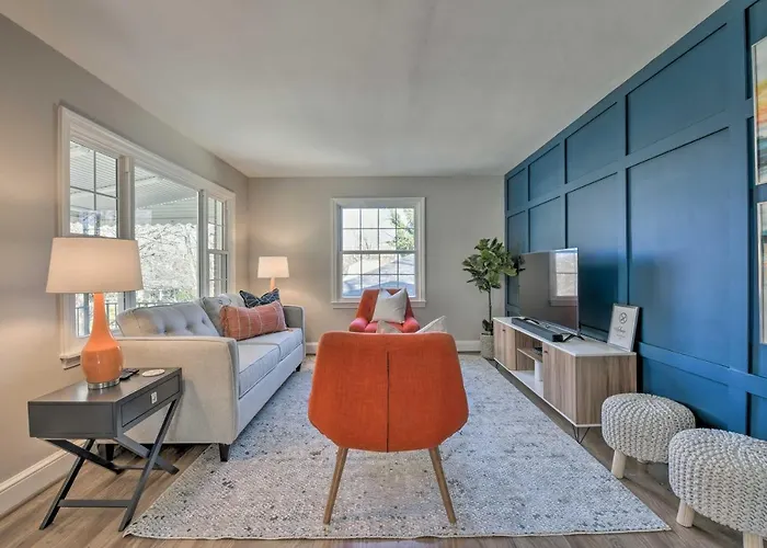 Holiday home Mid-century Modern In Ardmore Area! Winston-Salem
