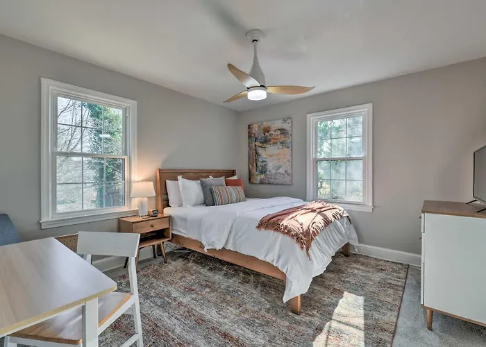 Mid-century Modern In Ardmore Area! Winston-Salem